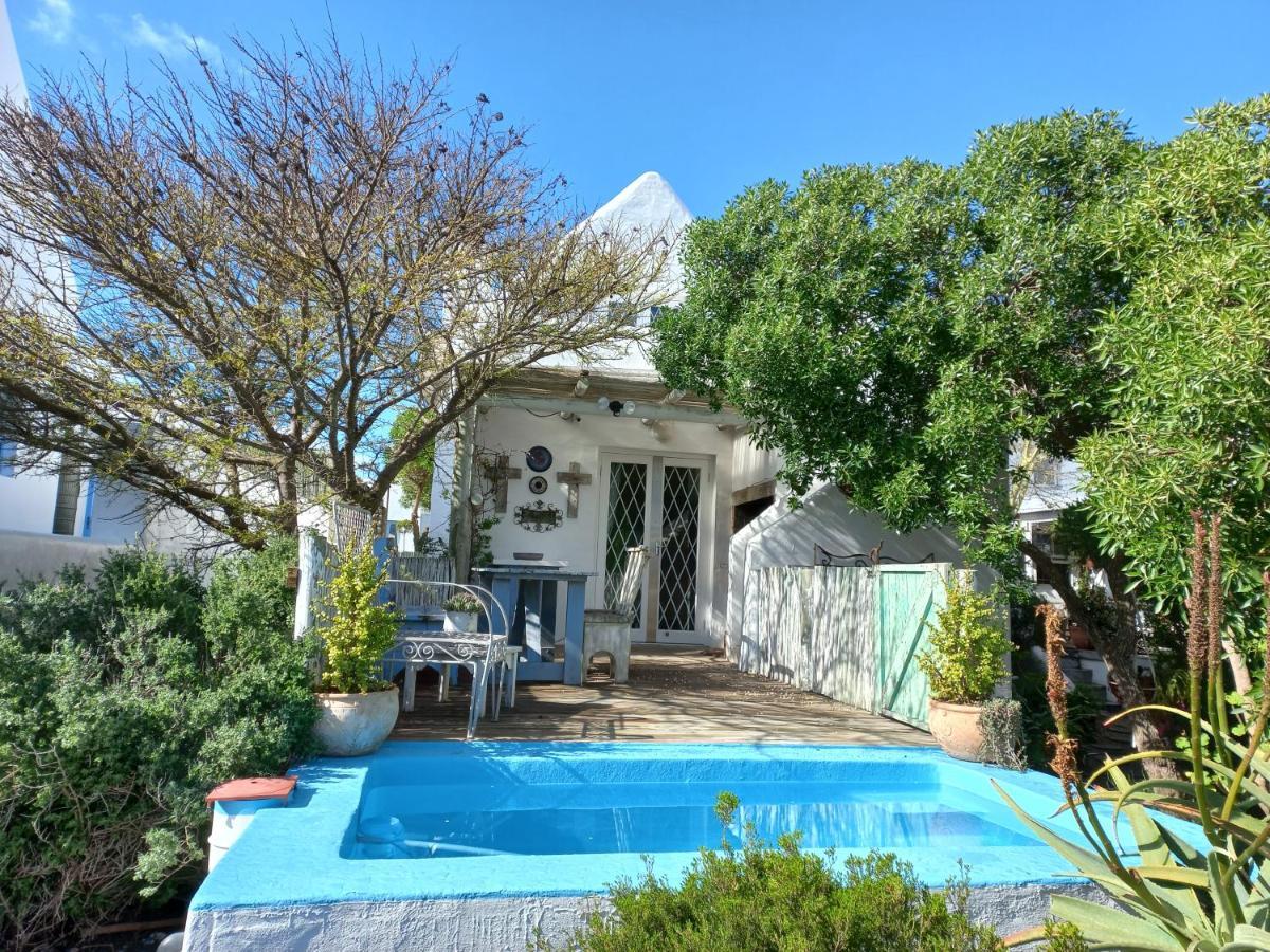 Hocus Pocus Cottage باتيرنوستير المظهر الخارجي الصورة